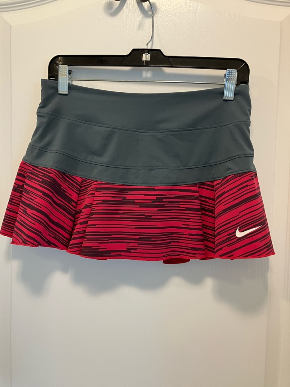 Nike Dri- Fit Tennis/ Pickle Ball Skort -S